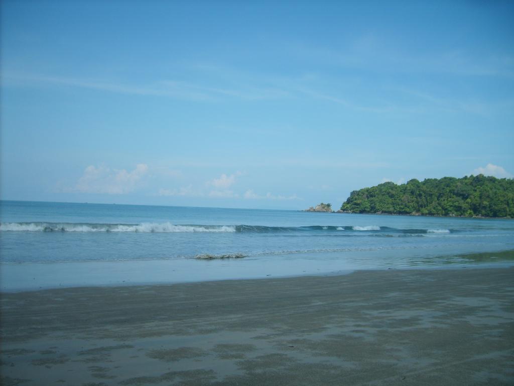 Hornbill Hut Hotel Koh Phayam Exterior photo